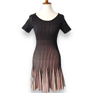 Milly Navy Pink White Inset Stripe Flare Godet Knit Dress Size Small